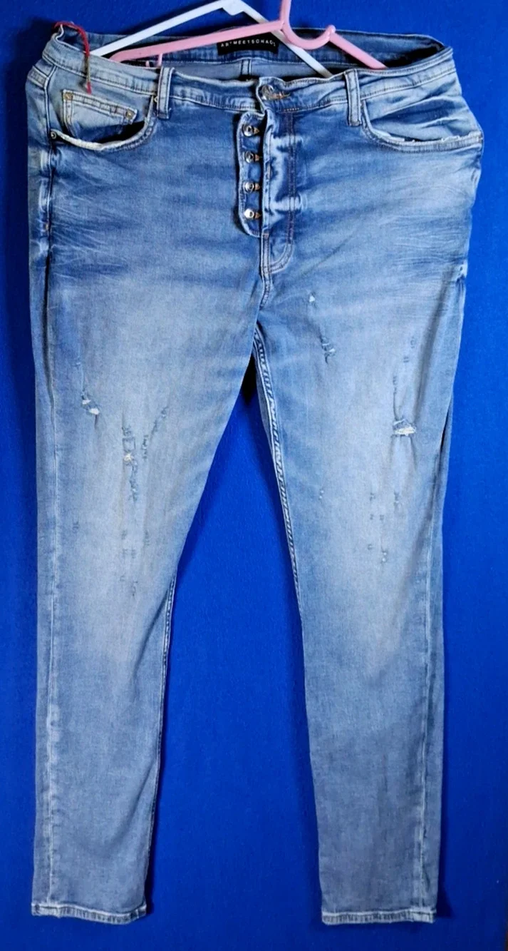 Art Meets Chaos Donwan Harrell Mens Distressed Skinny Jeans Blue Button Fly 38